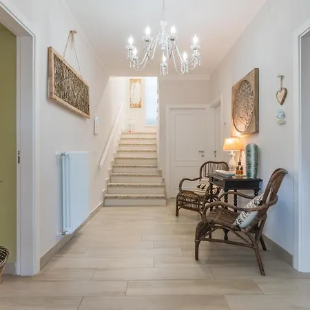 Alojamento de Acomodação e Pequeno-almoço Le Cicale