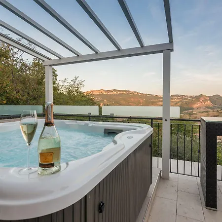 Oda ve Kahvaltı Le Cicale