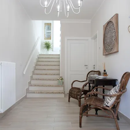 Alojamento de Acomodação e Pequeno-almoço Le Cicale 3*